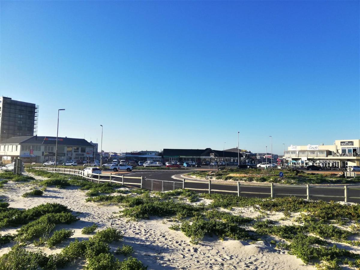 Dolphin Inn Blouberg Bloubergstrand Exterior photo